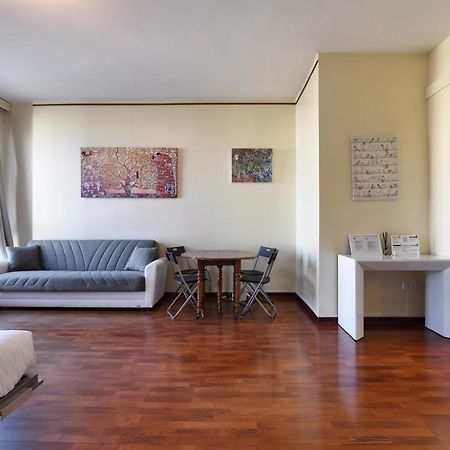 מילאנו Duomo Luxury Apartment VII מראה חיצוני תמונה