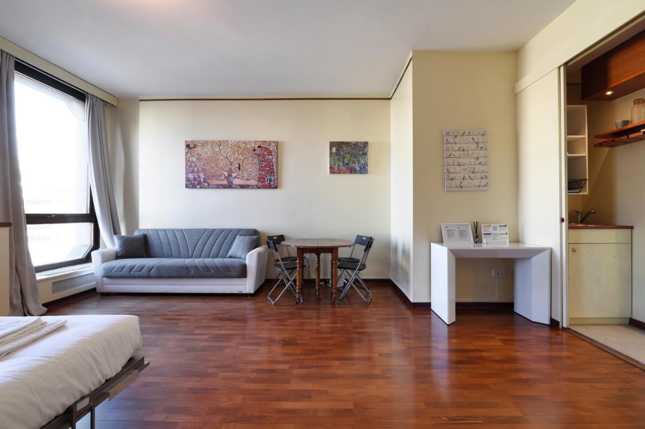 מילאנו Duomo Luxury Apartment VII מראה חיצוני תמונה