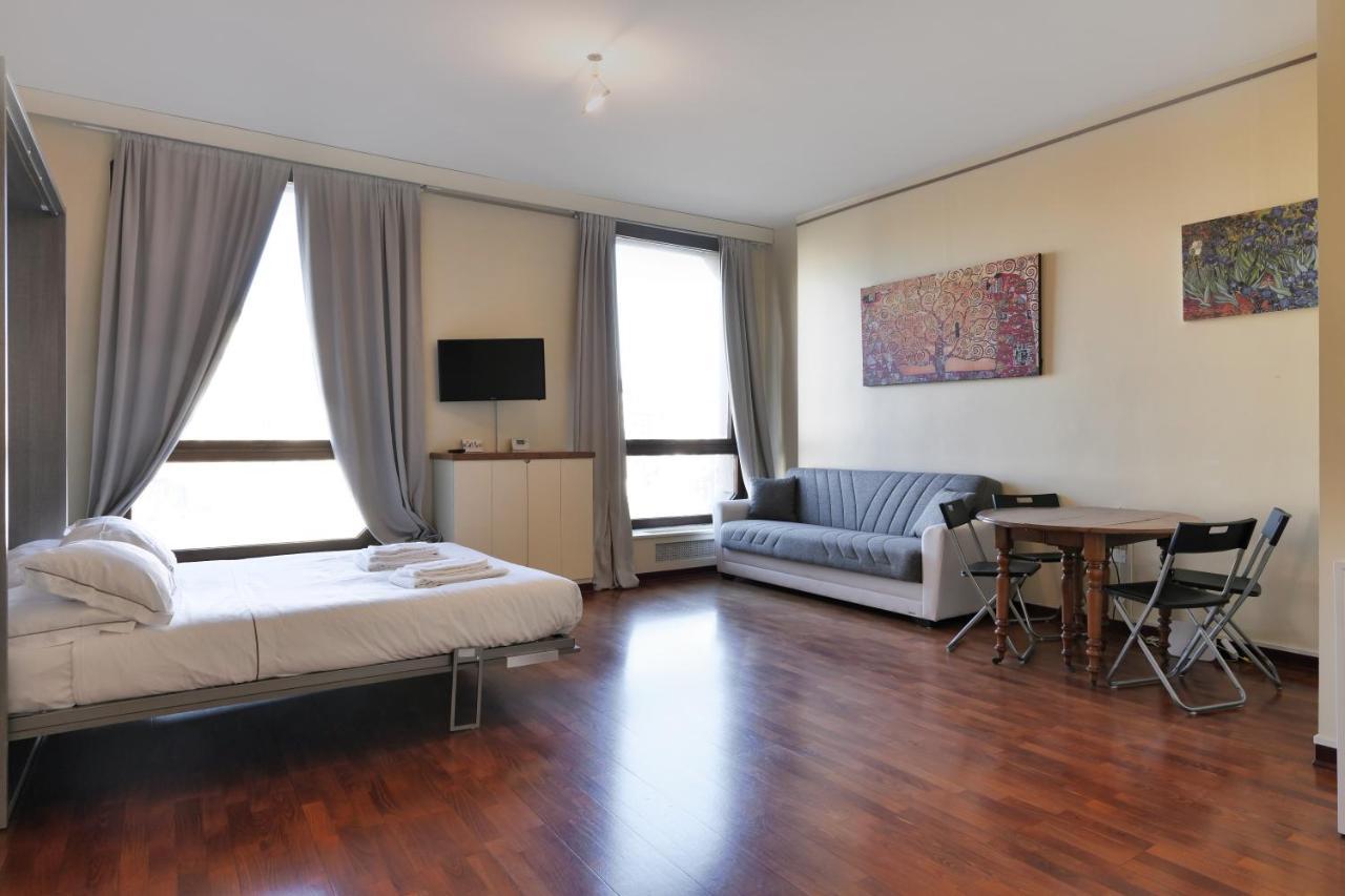 מילאנו Duomo Luxury Apartment VII מראה חיצוני תמונה